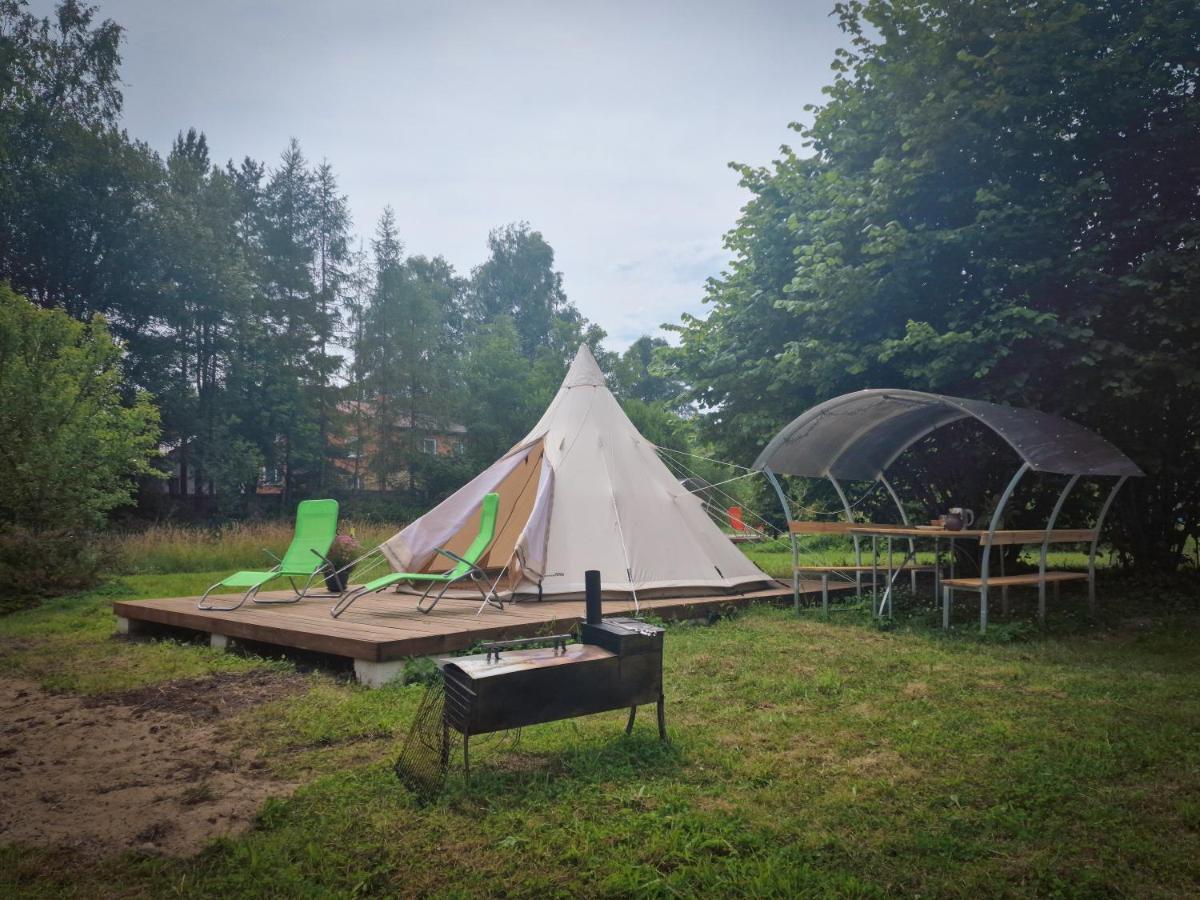 Glamping Fluffy Horns - Glempings Pukainie Ragi Hotel Plienciems Ngoại thất bức ảnh